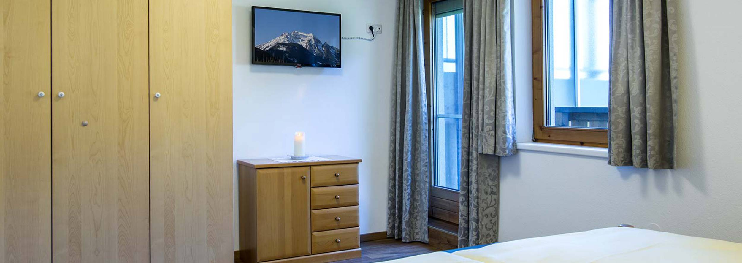Schlafzimmer 2